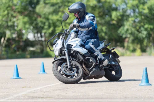 Motorrijbewijspoint Leidschendam motor rijtest